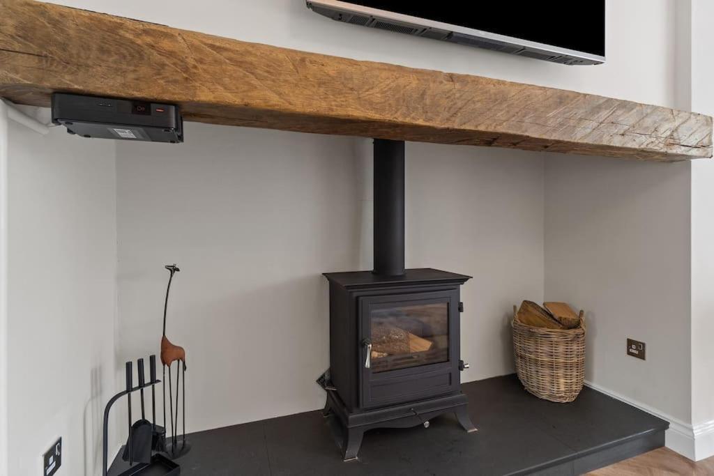 White Cottage Stunning Contemporary 2 Bedroom 2 Ensuite Annex With Hot Tub Plymouth Exteriör bild