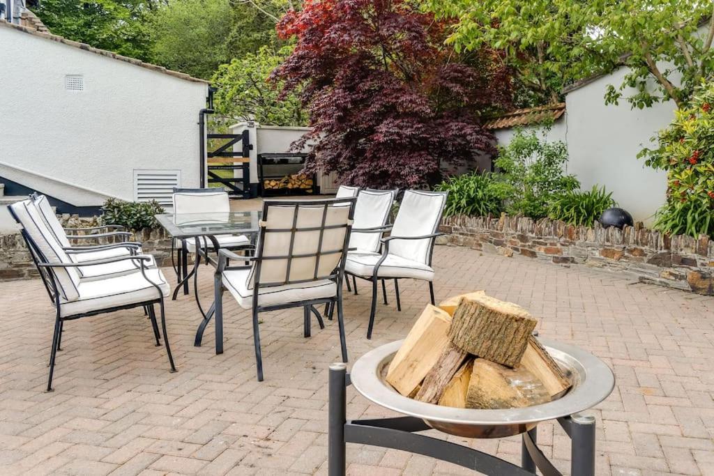 White Cottage Stunning Contemporary 2 Bedroom 2 Ensuite Annex With Hot Tub Plymouth Exteriör bild
